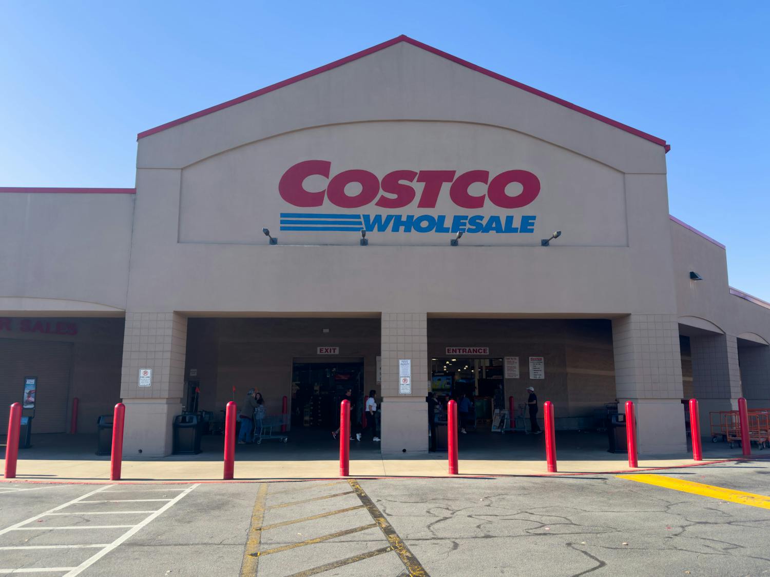 Costco Wholesale’s Perimeter Warehouse is seen on Sunday, Nov. 19, 2023 in Sandy Springs, Ga.