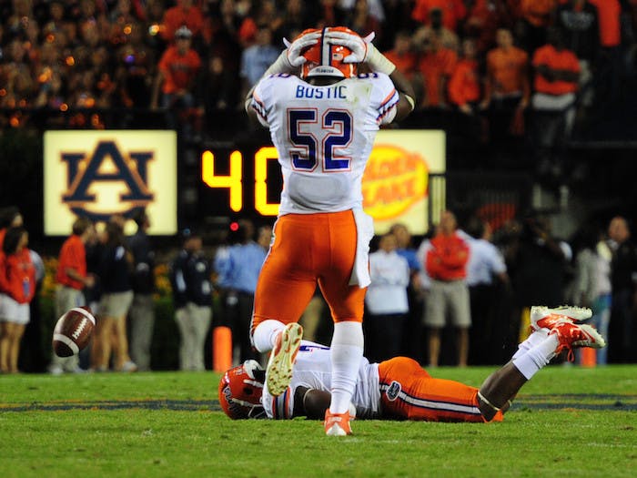 Linebacker Jelani Jenkins (bottom) dropped an interception in the fourth quarter of Saturday’s 17-6 loss at Auburn. Florida hasn’t forced a turnover since the second half against Kentucky on Sept. 24.