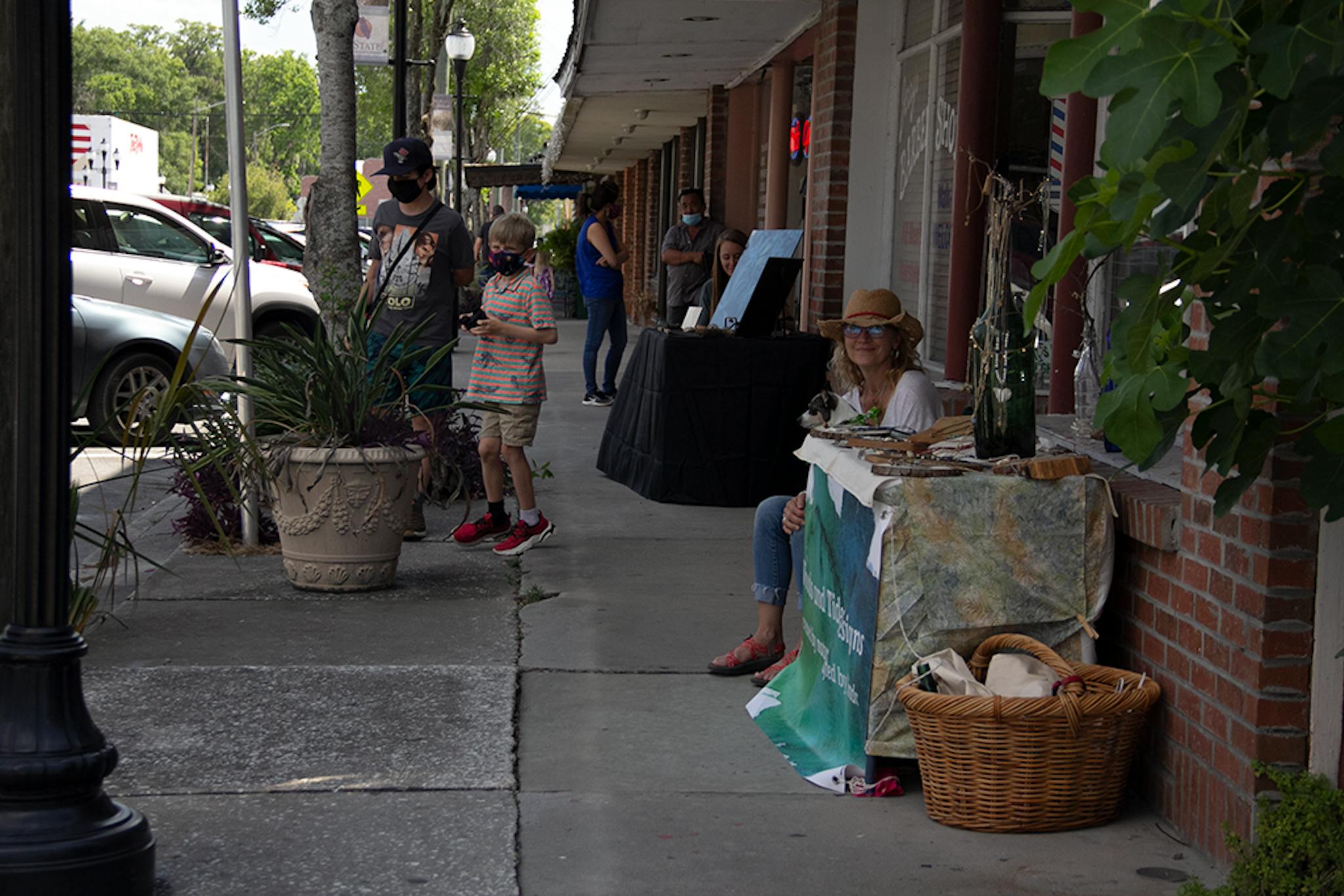 Local High Springs artists and creators celebrate Artwalk - The Independent Florida Alligator - Vimarsana News
