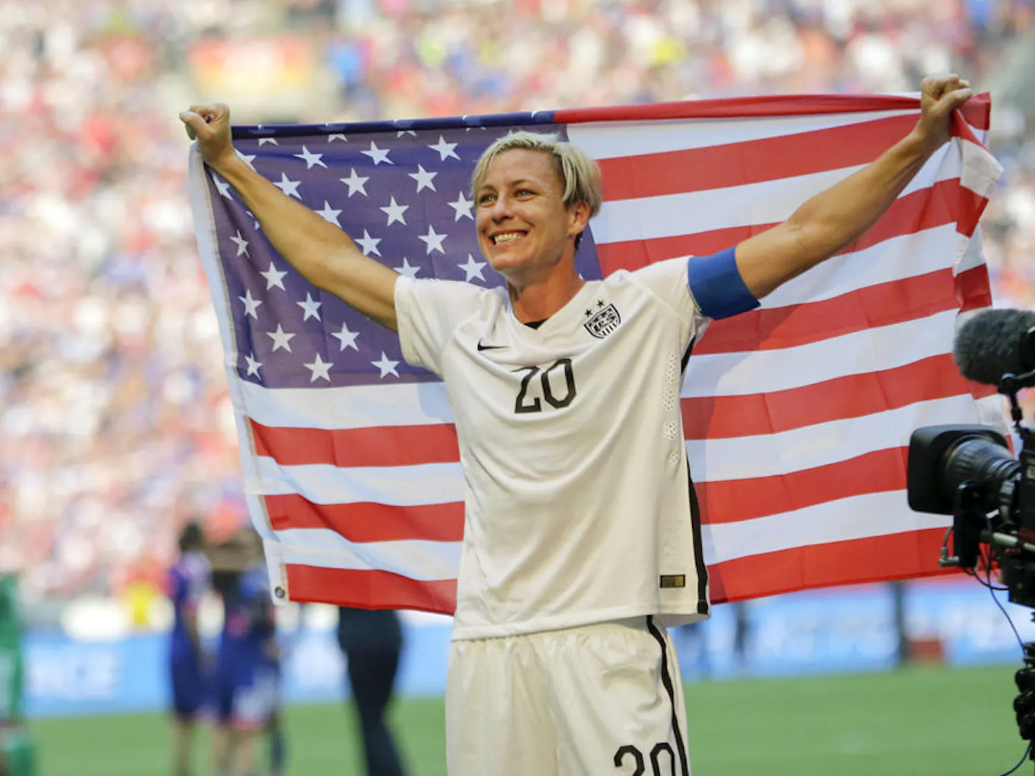 Abby Wambach, a UF alumna, proudly stands as a 2015 FIFA Women’s World Cup champion after the U.S. women’s national team won the games in Canada. Wambach will speak at the Phillips Center for the Performing Arts on Nov. 3 at 8 p.m.