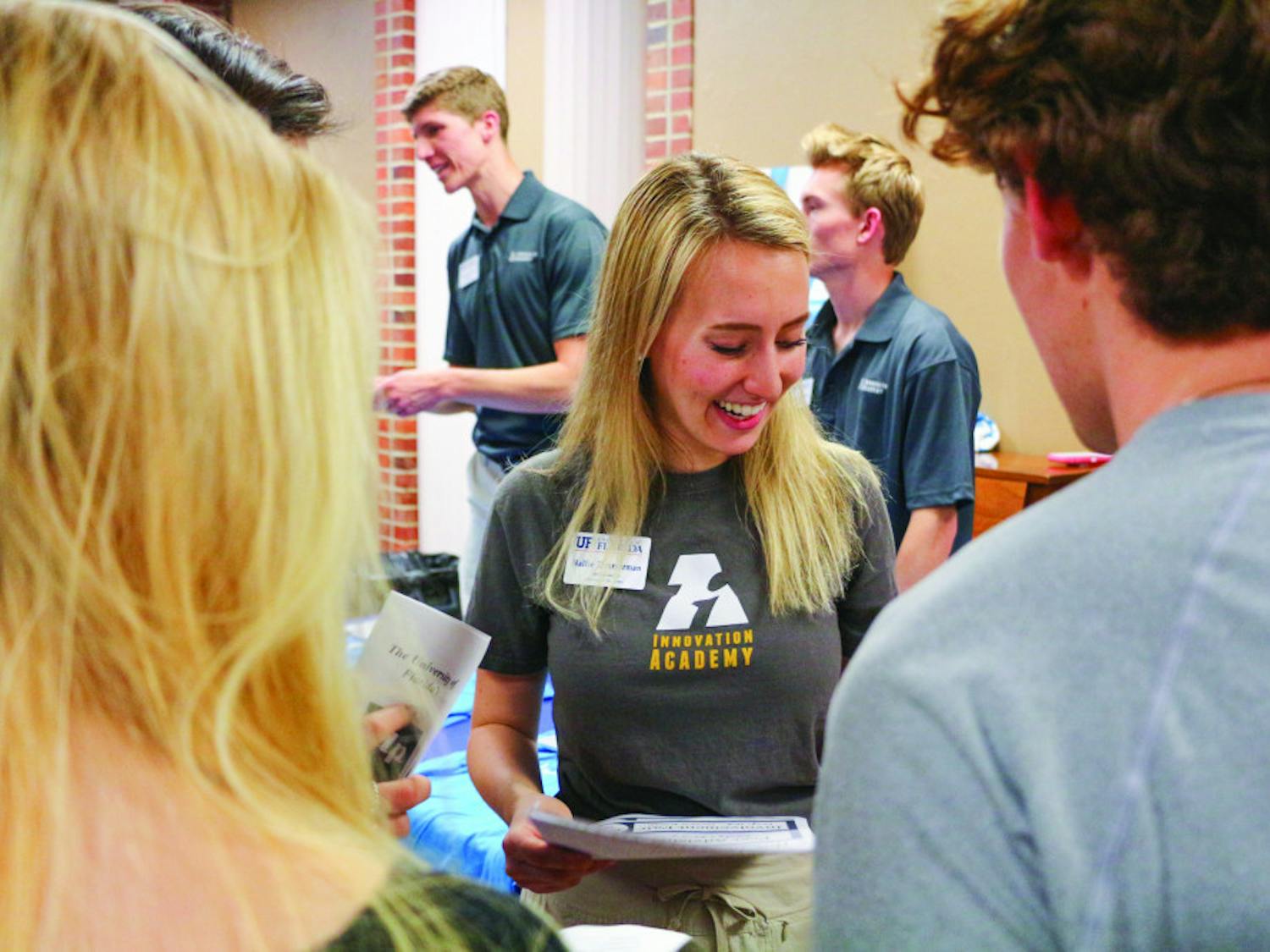 This week, IA Serve is hosting “Welcome to the Gator Nation” to help UF transfer students and those from Innovation Academy and Pathway to Campus Enrollment get involved on campus. Tuesday evening’s gathering included hot cocoa and board games in the Beaty Towers recreation room to “escape the cold.”