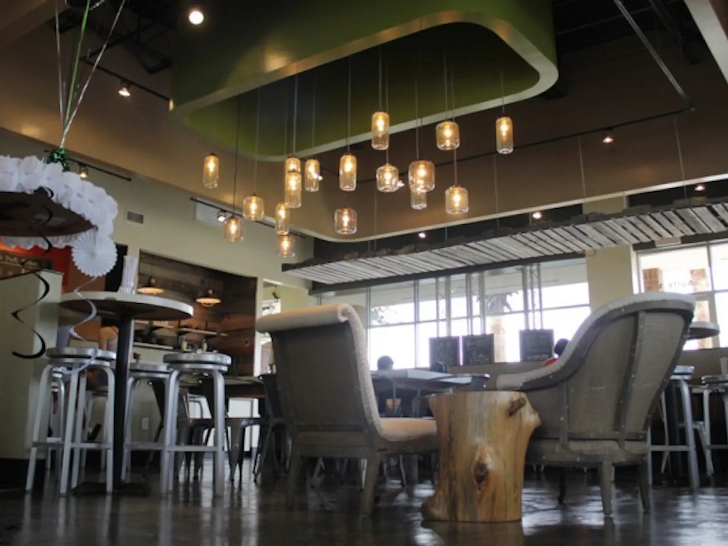 Yume Ume, which replaced Gainesville restaurant staple Rolls ‘n Bolls, hosted its grand opening Thursday. Entrees cost an average of $7 to $9 depending on the type of meat.