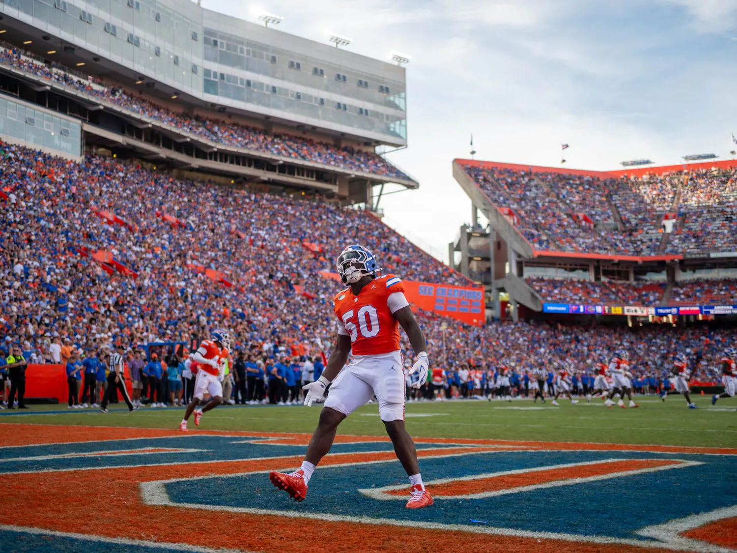 Florida inside linebacker Malik Morris (50) riles up the crowd in the first half of an NCAA college football game against Campbell, Saturday, Sept. 12, 2026, in Gainesville, Fla.