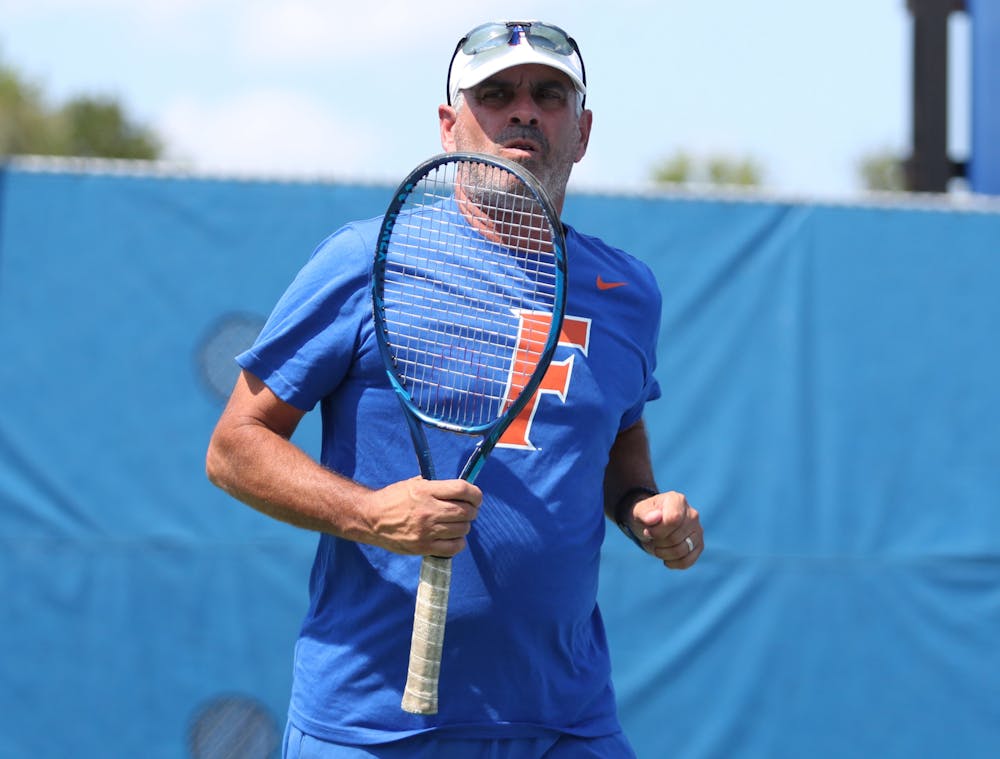 Adam Steinberg jogs on the court during the Gators' practice on Friday, August 25, 2023 at Linder Stadium at Ring Tennis Complex in Gainesville, Florida. 