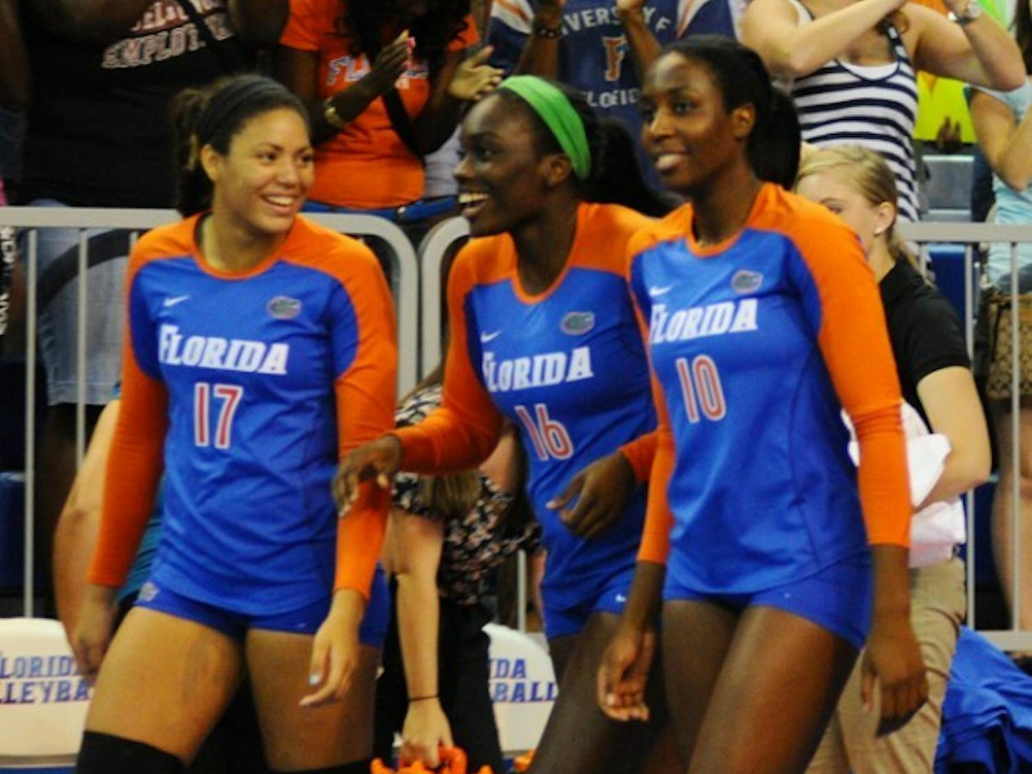 Since sophomore middle blocker Chloe Mann (10) joined the Florida starting rotation, the team has won six straight matches.