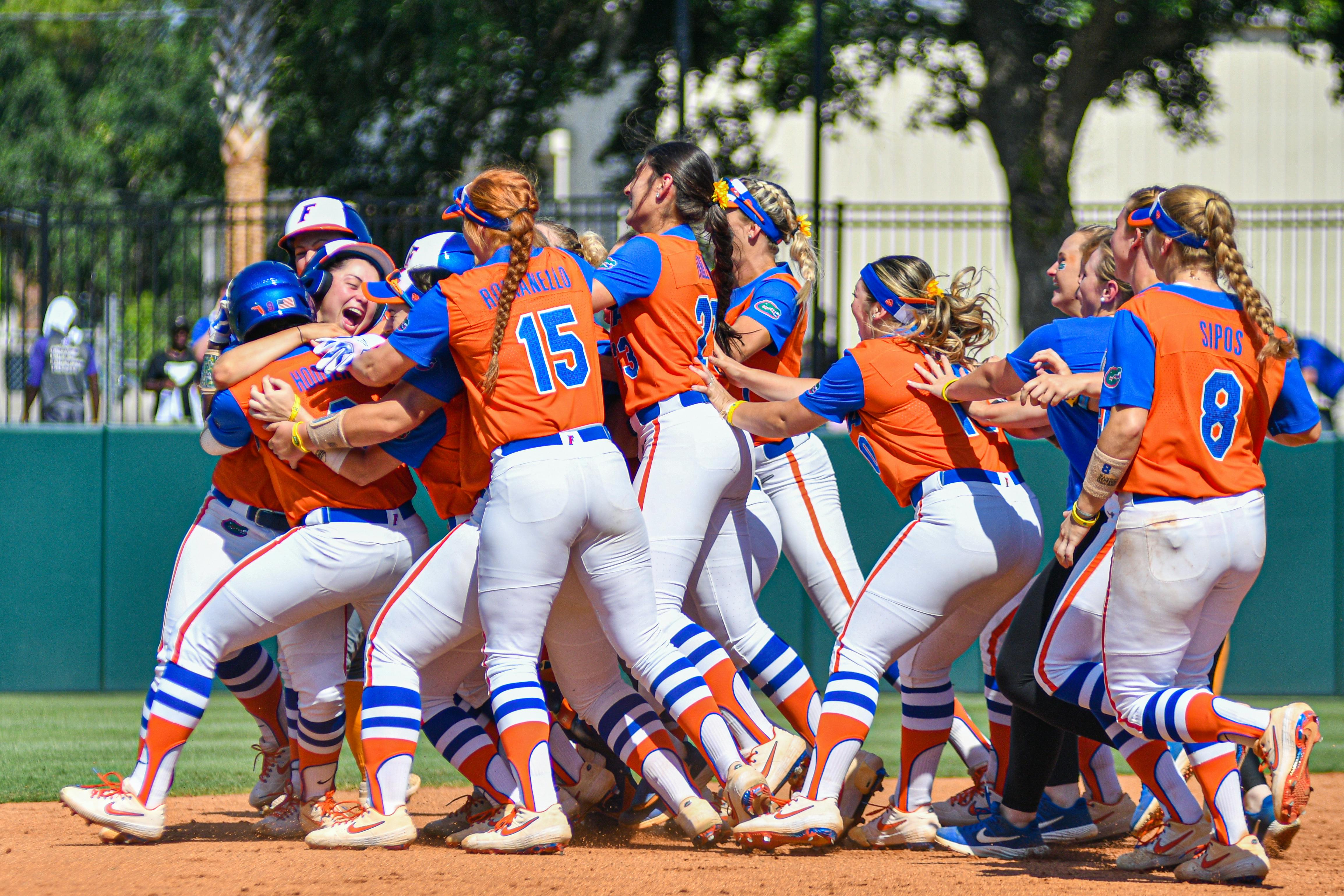 Florida will advance to its third-consecutive Women's College World Series following a walkoff hit from outfielder Jaimie Hoover against the Tennessee Volunteers on Sunday.