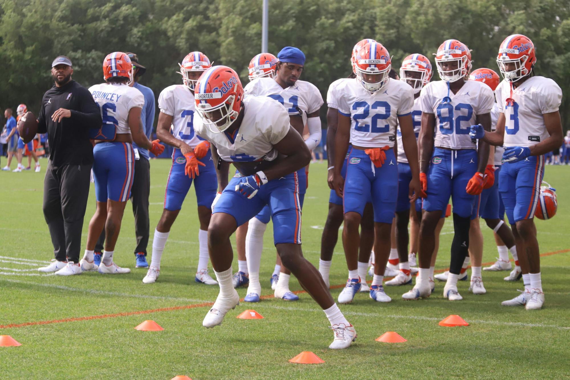 Wide receiver Justin Shorter goes through a practice drill April 5, 2022.