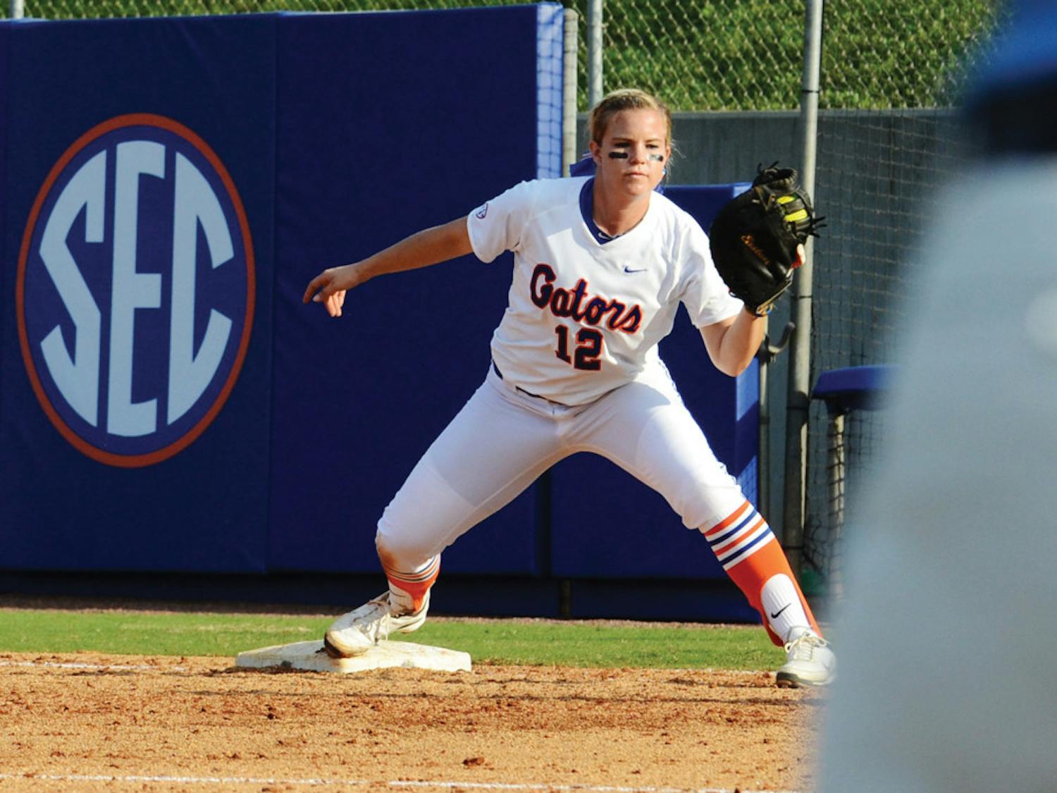 Florida’s senior first baseman said she has experimented with “close to 30 bats” since the NCAA banned the Easton Synergy Speed on April 29.