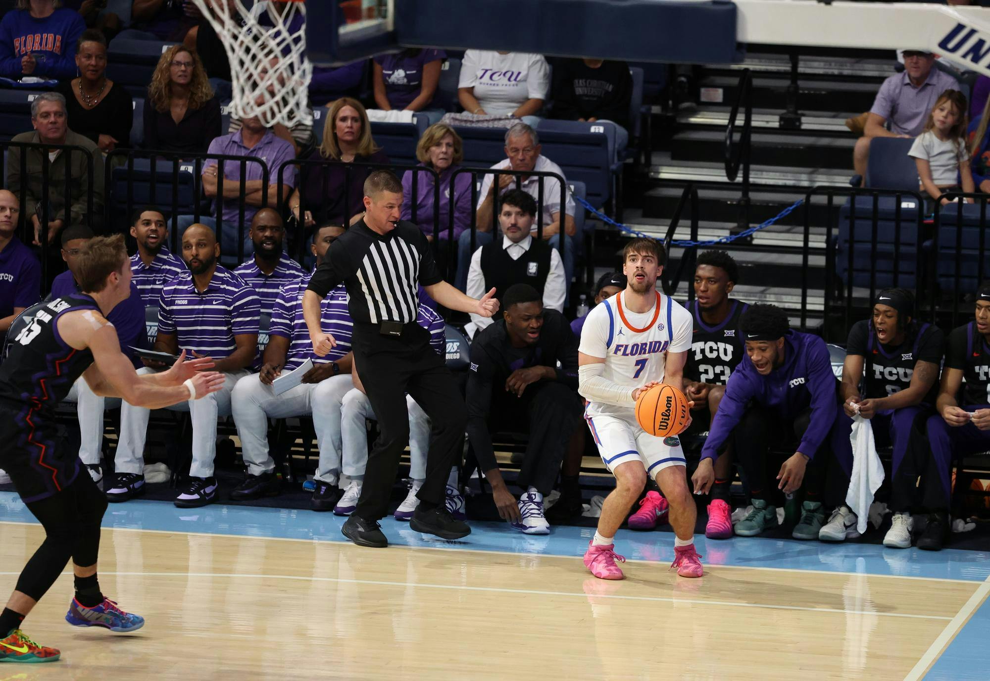 Urban Klavzar has been the Gators' best 3-point shooter and is nailing 50% of his shots beyond in the arc in Florida's last three games. 