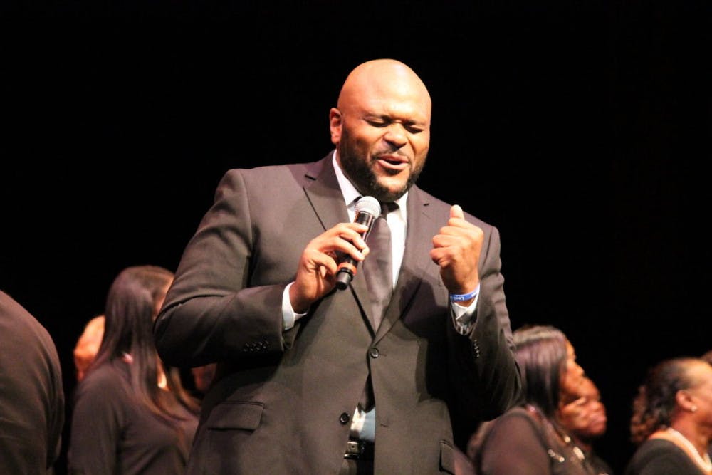 Ruben Studdard, 36-year-old American Idol winner, sings “Flying Without Wings” with local gospel choirs and Santa Fe students. “Flying Without Wings” is the song that Studdard performed when he won American Idol in 2003.