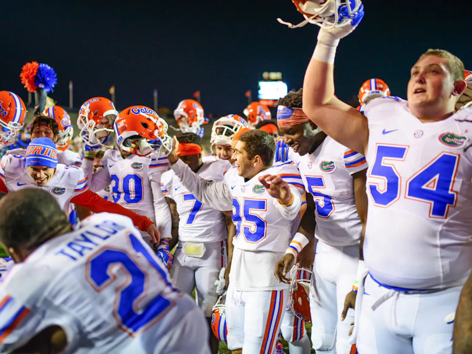 Florida players celebrate following the Gators' 34-10 win against Vanderbilt on Saturday in Nashville, Tennessee.