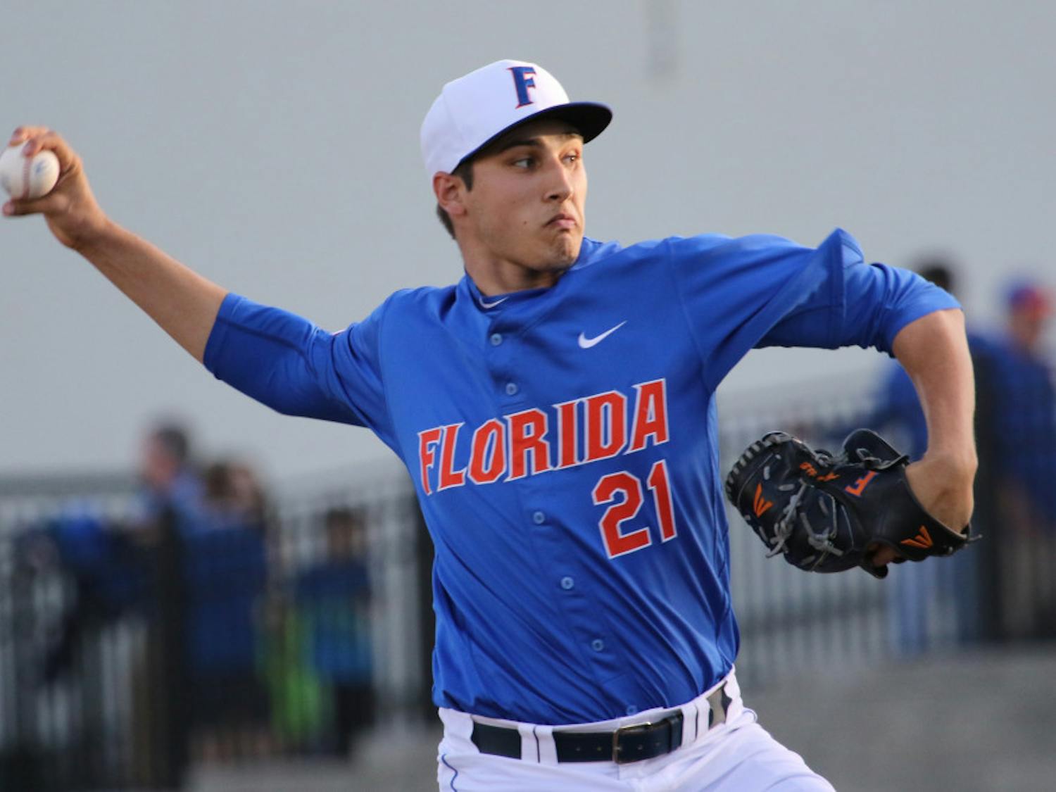Alex Faedo pitches during Florida's 10-4 loss to Mississippi State on April 9, 2016, at McKethan Stadium.