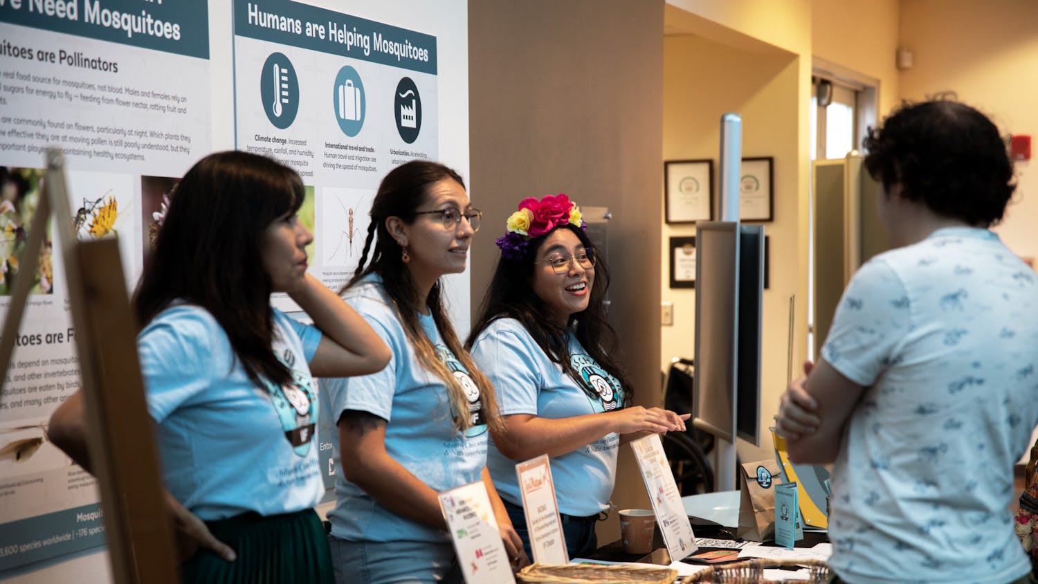 The Society for the Advancement of Chicanos/Hispanics and Native Americans in Science tables and talks to visitors at the Florida Museum of Natural History Sunday, Oct. 2, 2022.