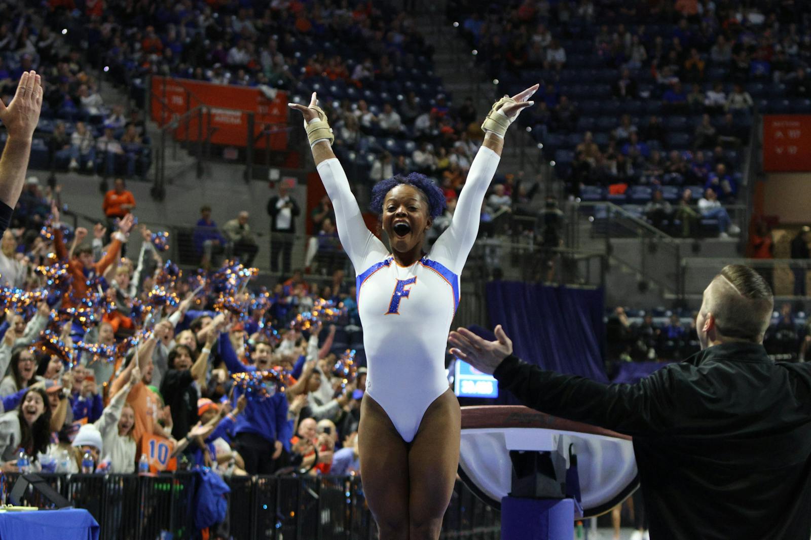 Florida gymnastics lives up to lofty expectations in front of record