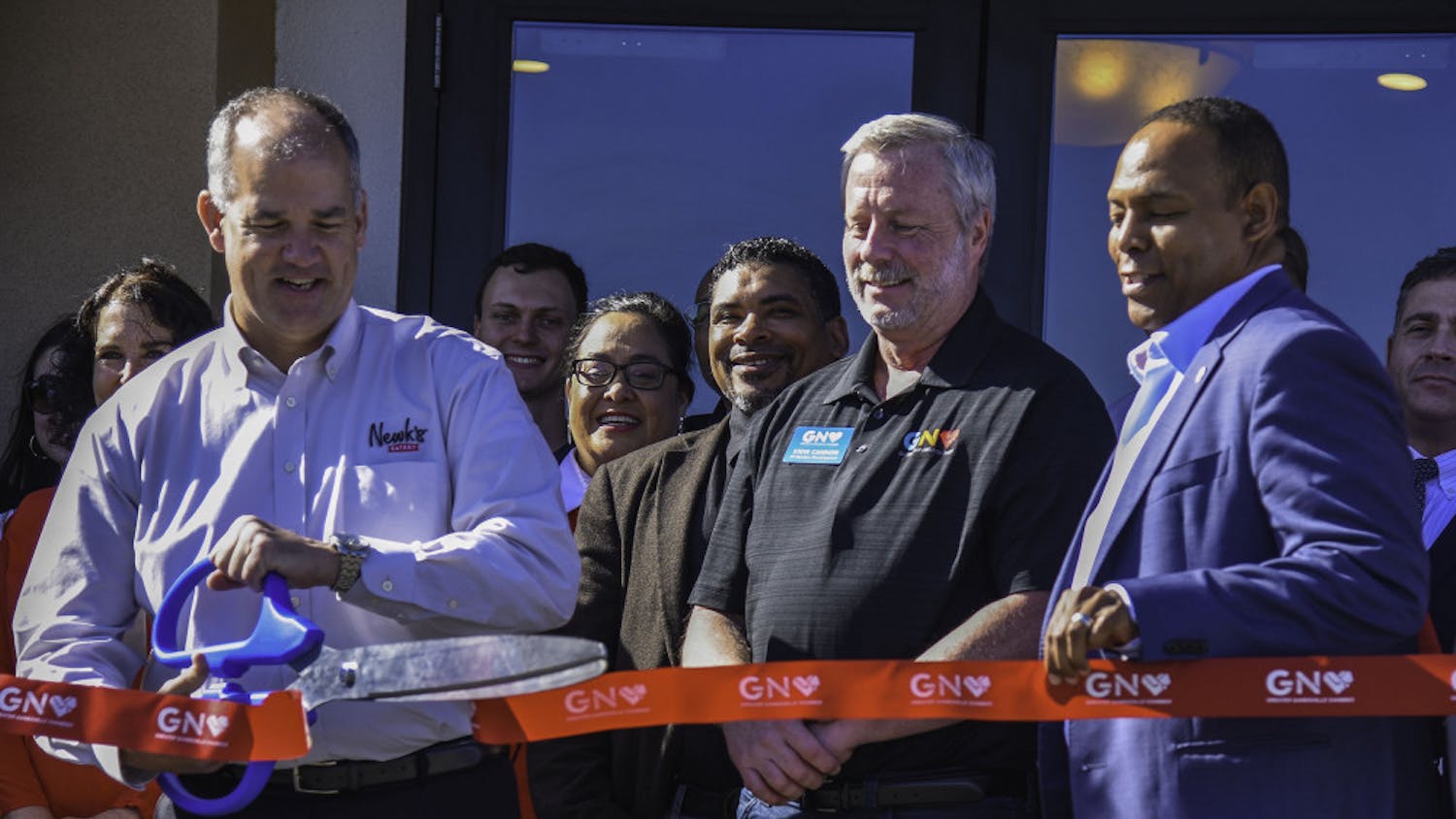 After over a year of anticipation, Newk’s Grand Opening Celebration was held Friday. The event featured a ribbon-cuting ceremony with the Chamber of Commerce, free giveaways and performances from UF cheerleaders along with UF mascots Albert and Alberta.