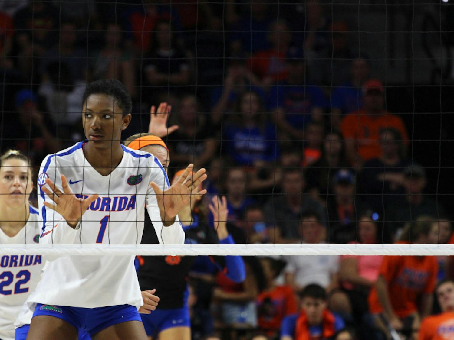 Rhamat Alhassan had nine kills and seven blocks in Florida's 3-0 win against Kentucky on Wednesday in Lexington.