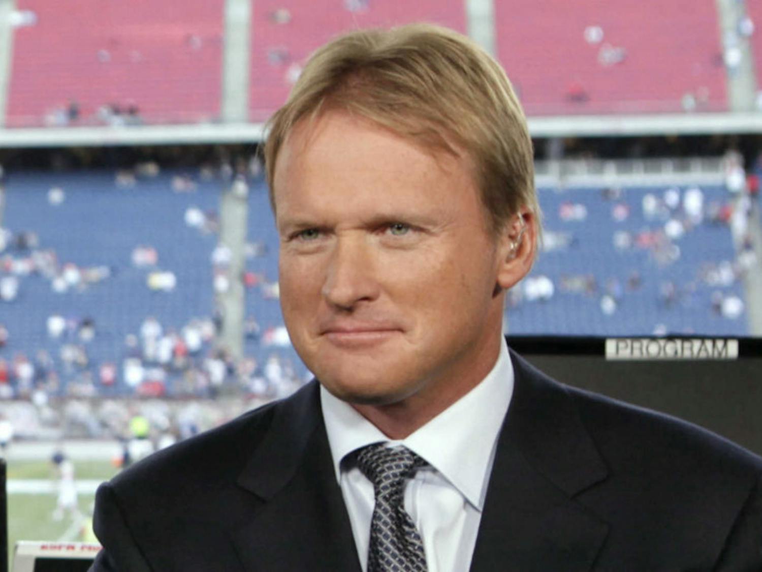 Jon Gruden agreed to a 10-year, $100 million contract with the Oakland Raiders on Saturday, making him the highest-paid coach in NFL history.