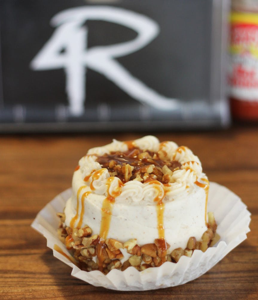 4 Rivers Smokehouse’s Sweet Shop debuted its fall desserts, which include the pumpkin creme bombe, a pumpkin cake filled with vanilla bean mousse and frosting topped with toasted pecans and caramel. Also available are products like the pumpkin bayou bar and pumpkin whoopie pie.