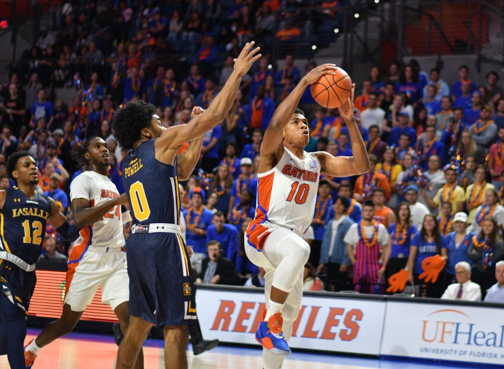 Guard Noah Locke (10) started instead Jalen Hudson and contributed 11 points in Florida's 72-49 win over Stanford. 