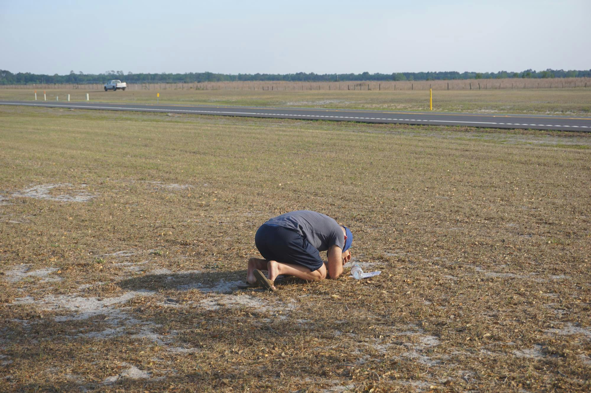 Paul Nickerson falls to the ground in prayer outside the Florida State Prison in Raiford, Fla., Tuesday, April 21, 2026.