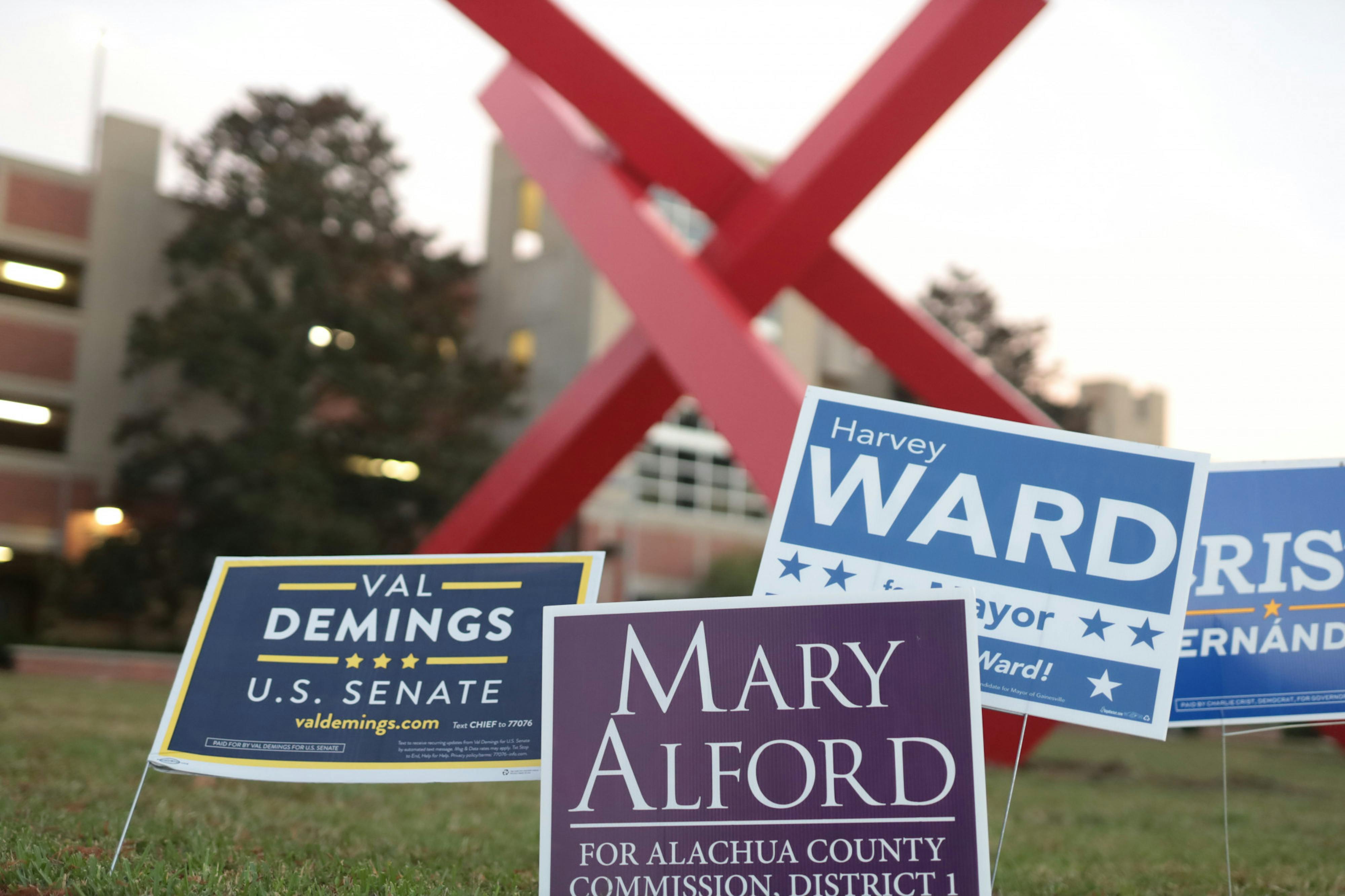 Voters cast Election Day votes for local, statewide candidates - The Independent Florida Alligator - Vimarsana News
