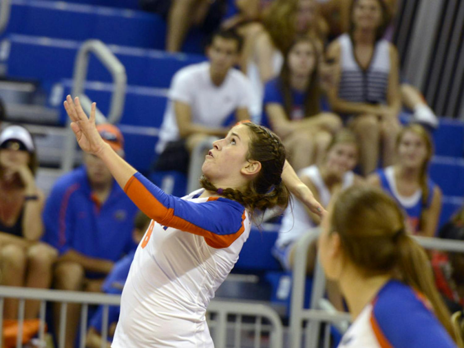 Taylor Brauneis reaches for the ball during Florida’s 3-0 win against Duke on Aug. 31 in the O’Connell Center. Brauneis had 36 assists against UT-SA on Thursday.