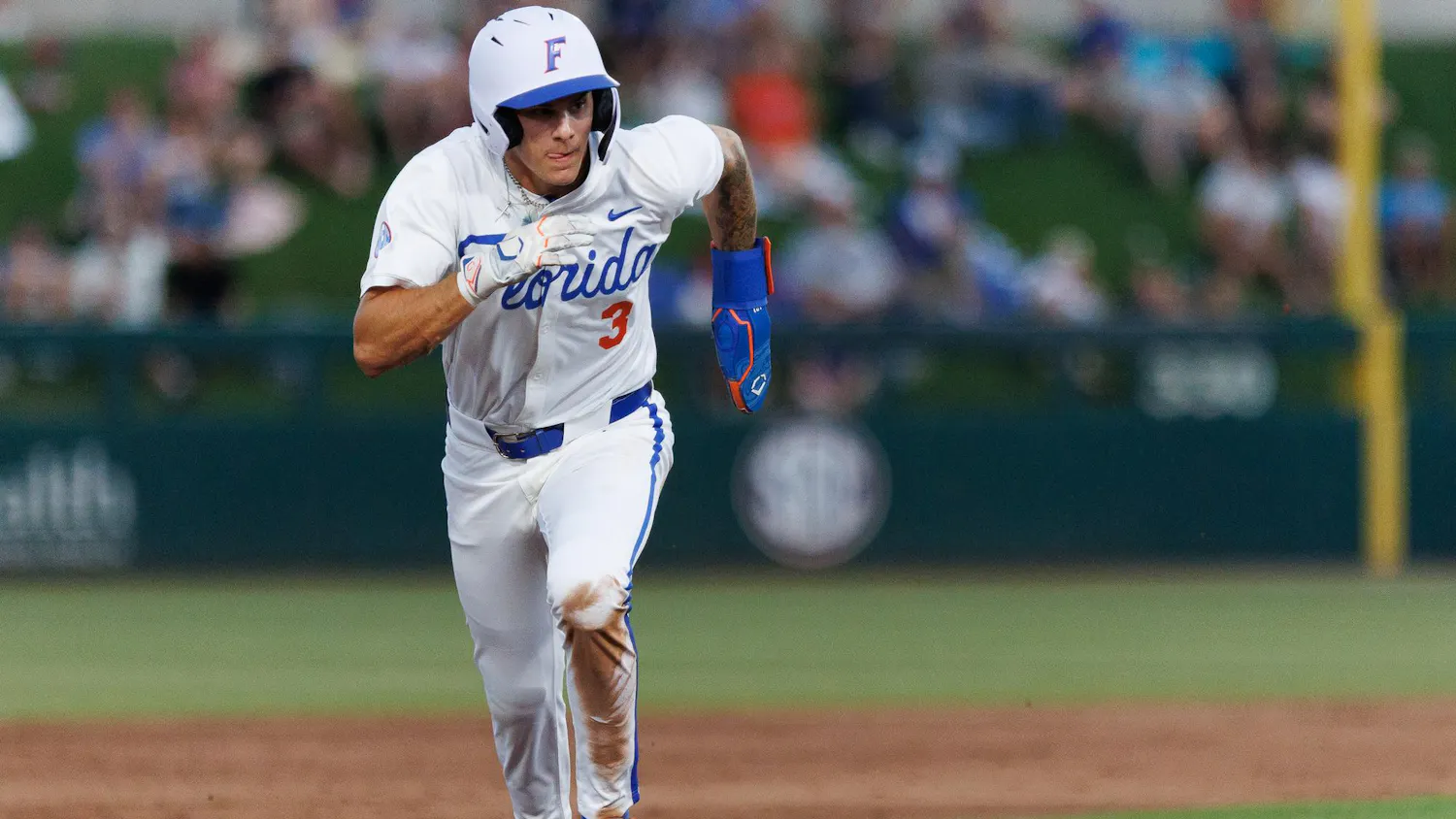 Florida outfielder Kyle Jones (3) runs to third base during an NCAA baseball game against Florida State University, Tuesday, March 10, 2026, in Gainesville, Fla.