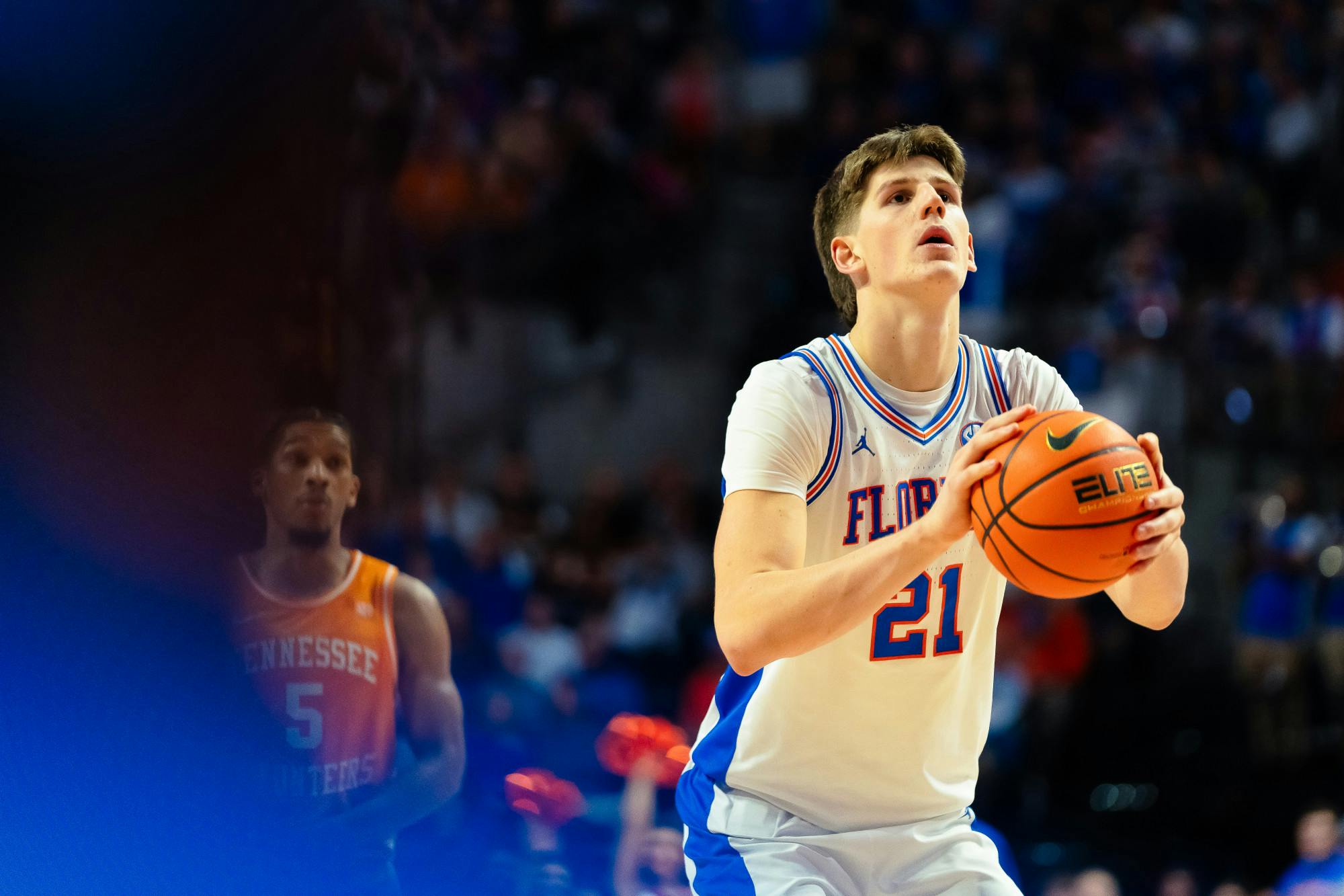 UF basketball player Alex Condon (21) pictured during the game against the Tennessee Volunteers on Jan. 7, 2025.