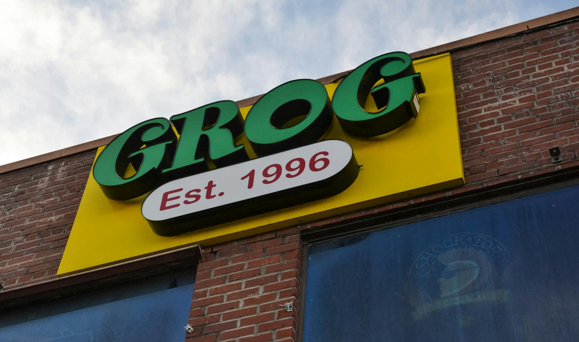 Grog, a bar in midtown Gainesville, closed after a city inspection uncovered structural defects in the building. “The city under code enforcement has shut down Grog House 1718 W University Ave.,” Gainesville City Commissioner David Arreola tweeted Wednesday. “The floor is unstable and could collapse into Balls downstairs.”