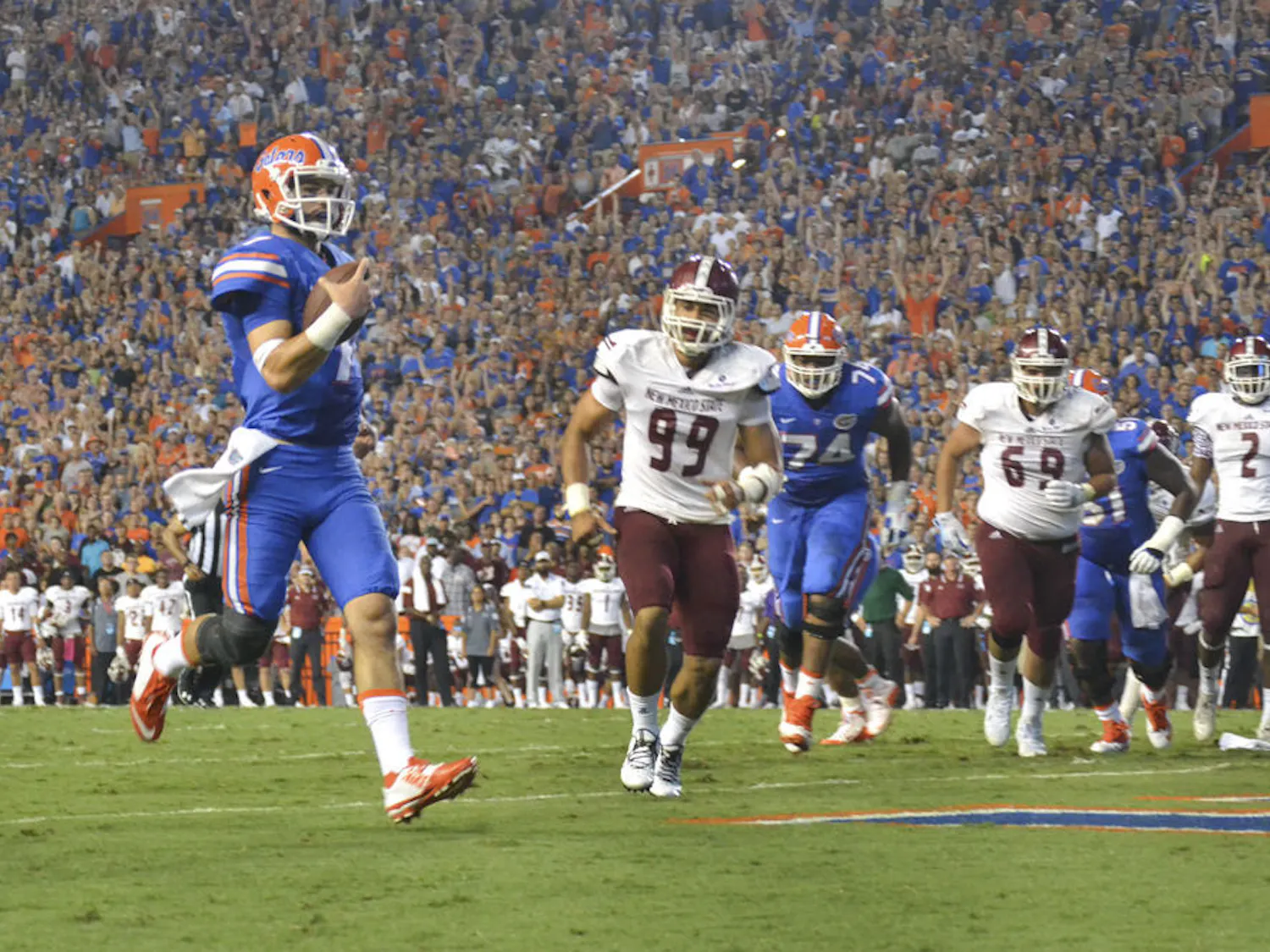 UF quarterback Will Grier rushes for a touchdown during Florida's 61-13 win against New Mexico State on Sept. 5, 2015, at Ben Hill Griffin Stadium