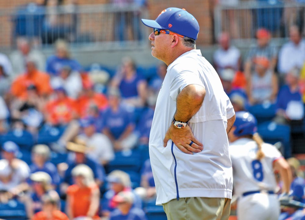 <p><span id="docs-internal-guid-2b0f9f2f-7fff-98ce-fe08-7d99312d1b73"><span>Florida coach Tim Walton was ejected on Saturday after arguing a force play at third base.</span></span></p>
