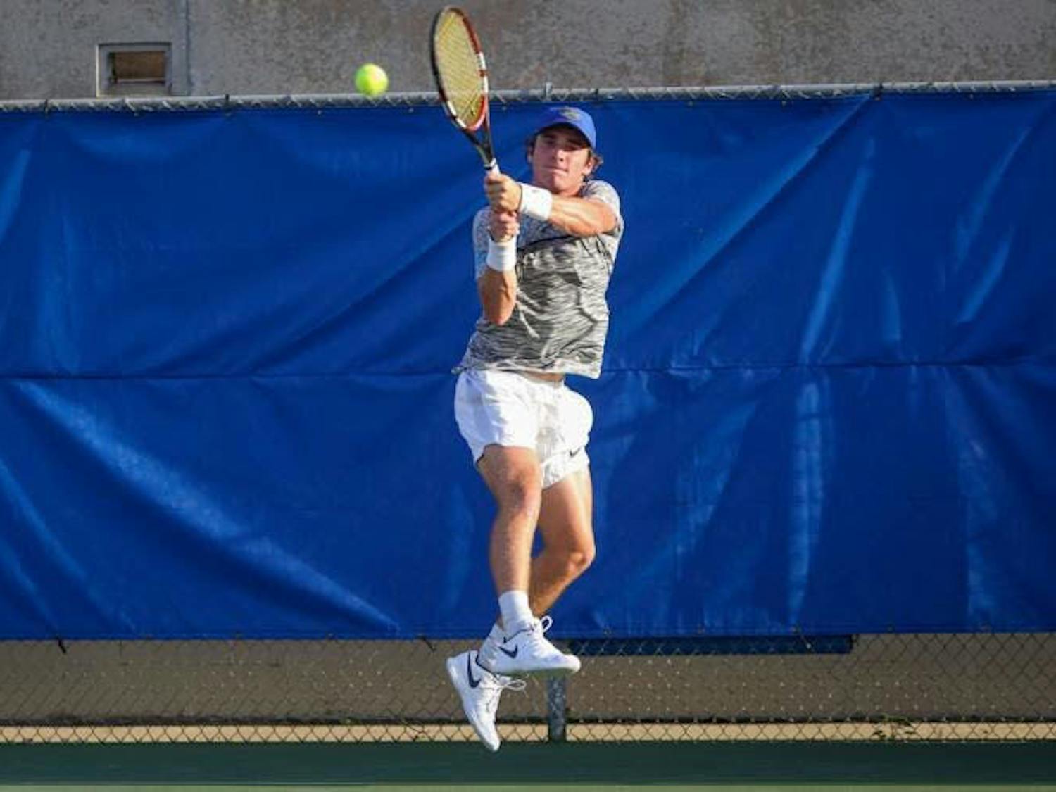 Sophomore Oliver Crawford won the singles portion of the USA F28 Futures tournament in Harlingen, Texas.