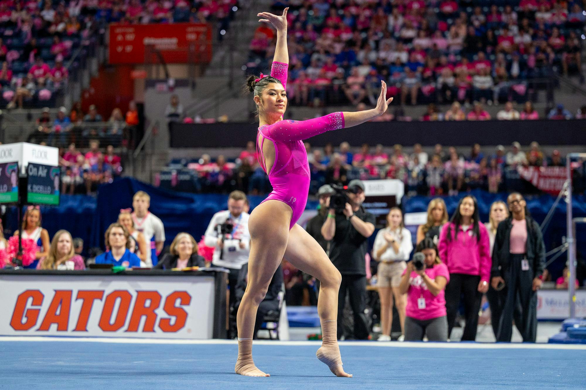 Florida gymnast Kayla DiCello performs on the floor during an NCAA gymnastics meet against Oklahoma, Friday, Feb. 13, 2026, in Gainesville, Fla.