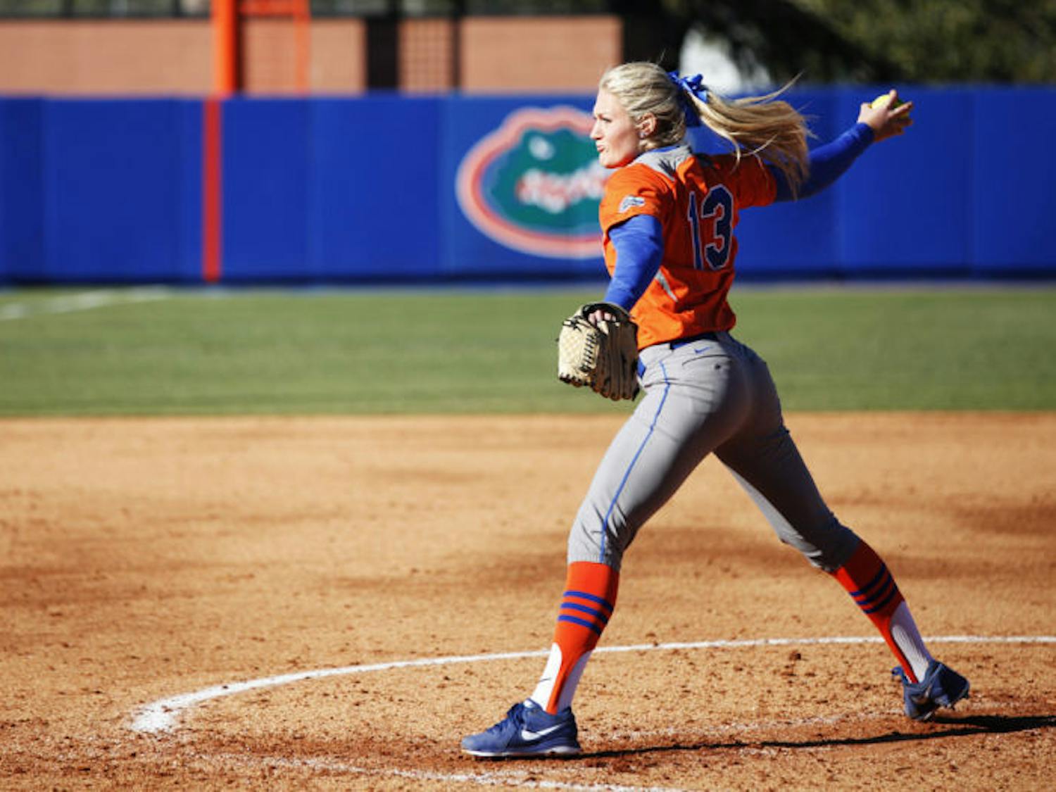 Junior starter Hannah Rogers pitches during Florida’s 9-1 victory against UNC Wilmington on Feb. 17 at Katie Seashole Pressly Stadium. Rogers gave up five runs to Mississippi State in the second inning on Sunday.
