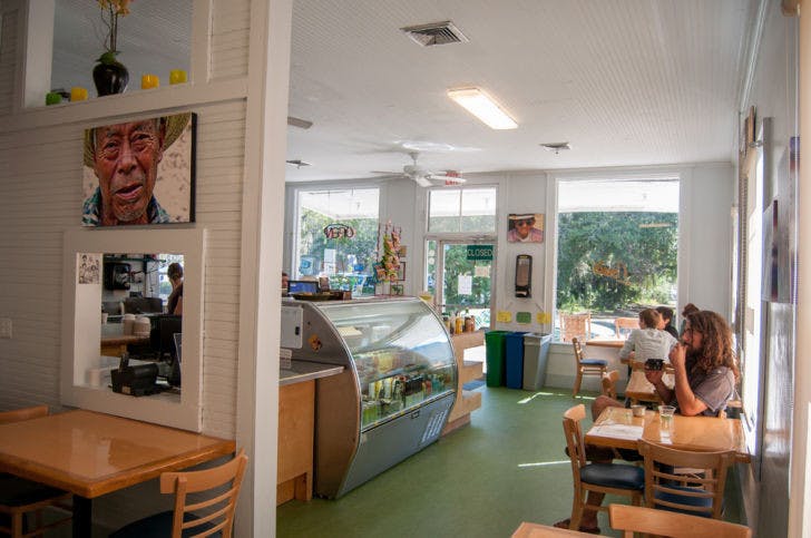 Daily Green, a California-meets-Southern quick and friendly eatery, opened about three months ago. The restaurant replaced the former Louis' Lunch building.