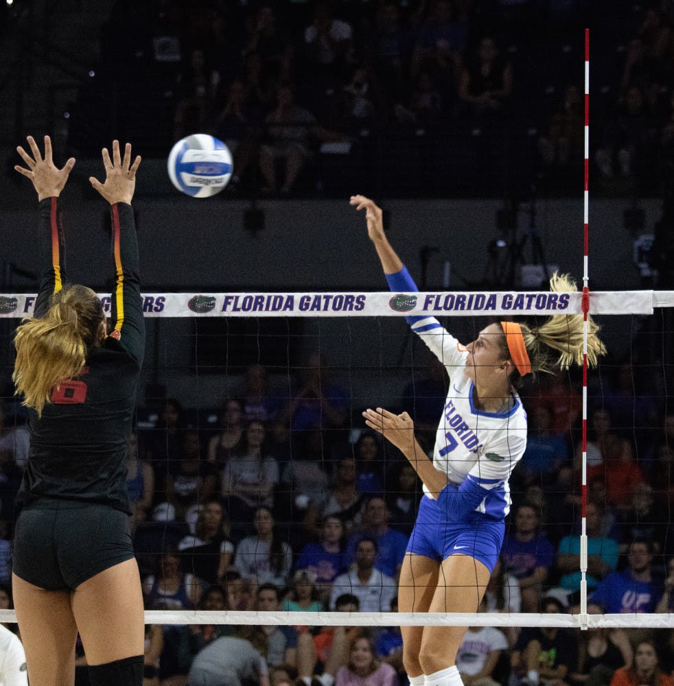 Junior outside hitter Paige Hammons led all players with 12 kills in Sunday's match between No. 11 Florida and Mississippi State in Starkville, Mississippi. 
