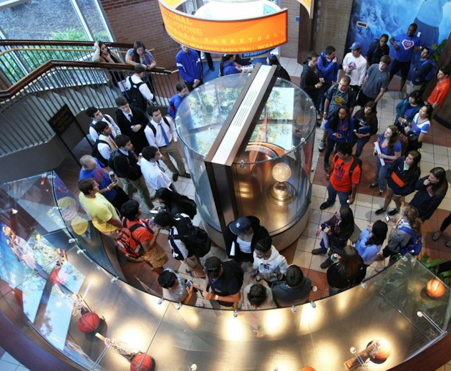 &nbsp;
Students gather in the lobby of the basketball complex during a tour of the practice facility at Rowdy Fest Monday night. Following the tour, students ate pizza and had a meet and greet with the men’s basketball players and coaches.