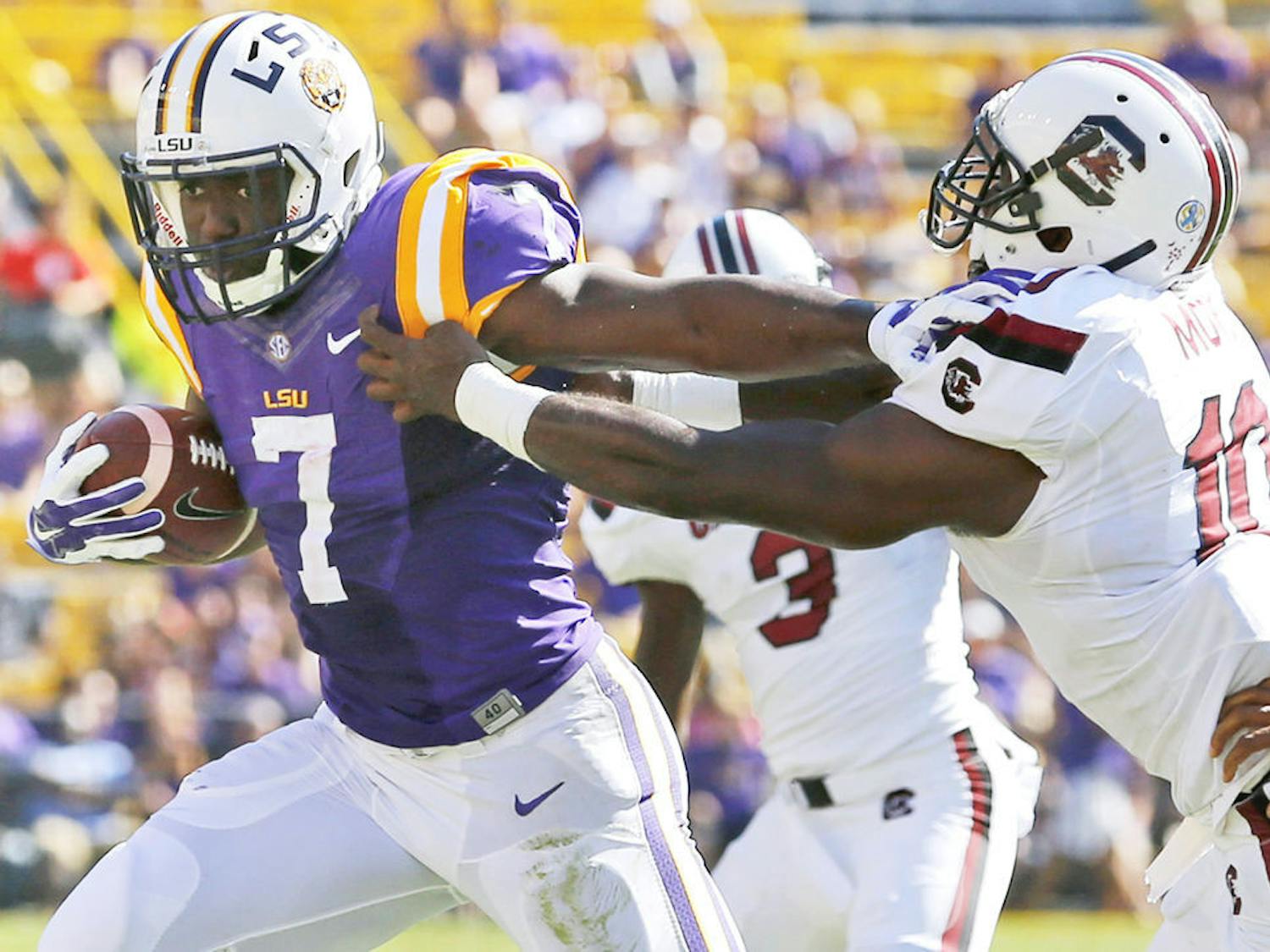 LSU running back Leonard Fournette rushes during LSU's 45-24 win against South Carolina.