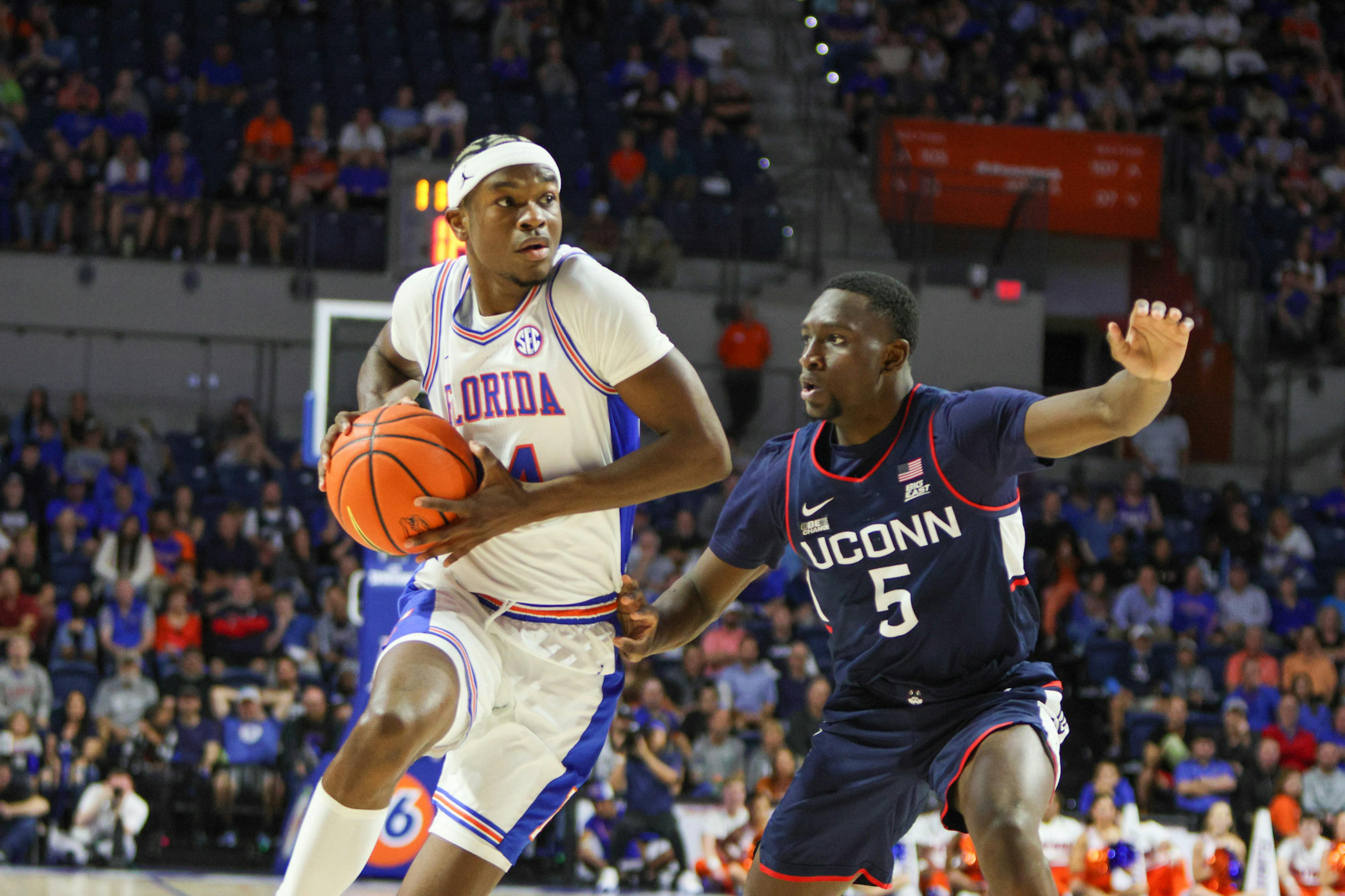 Reeves leads way for Florida in dominant victory over Ohio - The Independent Florida Alligator - Vimarsana News