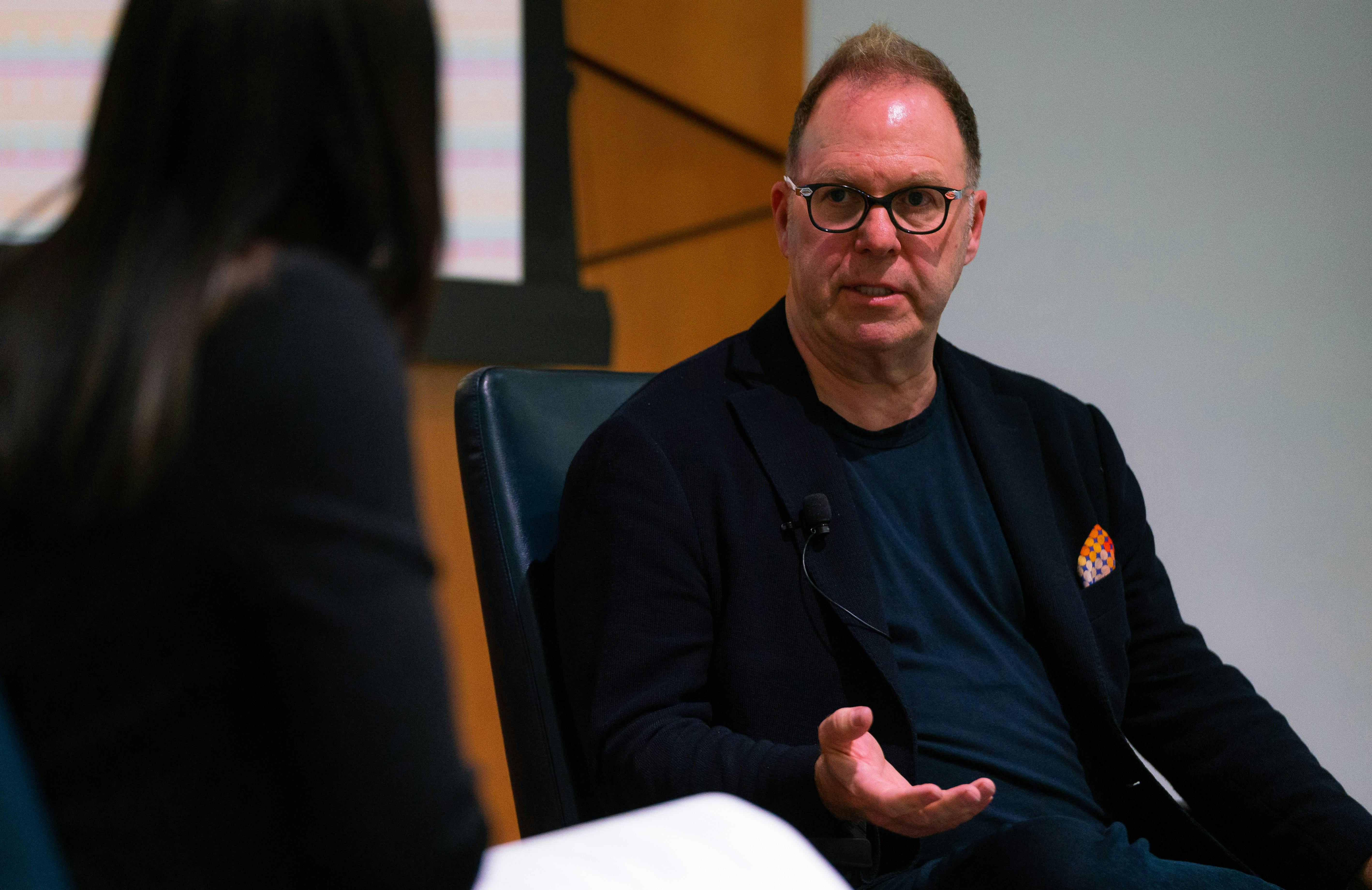 Scott Sanders describes his UF experience to Mira Lowe and audience.