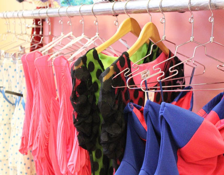 Sheer blouses and cuff bracelets are popular trends for spring. Ingenue Avenue and Persona Vintage offer local takes on the trend. Read the story at www.Alligator.org/the_Avenue.