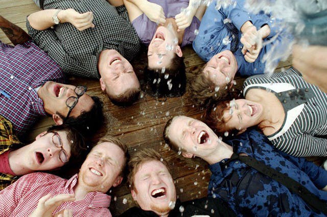 Making a good improv team is easy! Just rehearse with your best friends.