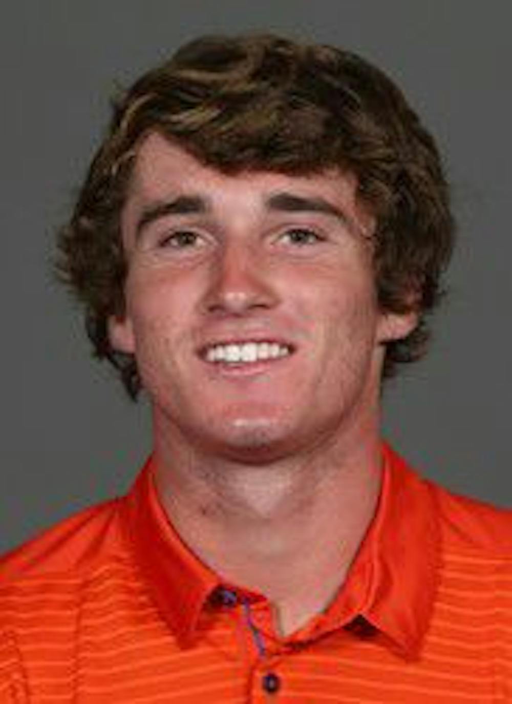 <p>Freshman Oliver Crawford clinched the match for the Gators on Sunday and extended his unbeaten streak to seven consecutive singles matches to begin his career.&nbsp;</p>
