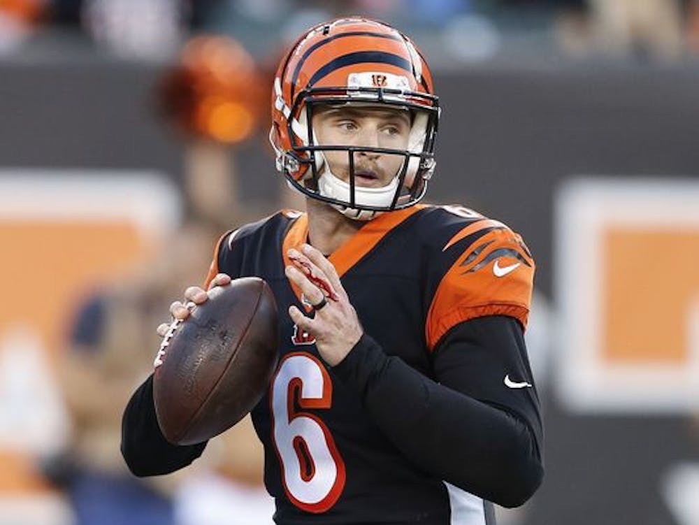 <p><span id="docs-internal-guid-1d76b9ba-7fff-527e-8d1d-05144b8d7976"><span>Former Florida and Louisiana Tech quarterback Jeff Driskel came in for the injured Andy Dalton in the Cincinnati Bengals’ 35-20 loss to the Cleveland Browns. Driskel threw 17-for-29 with a touchdown.</span></span></p>