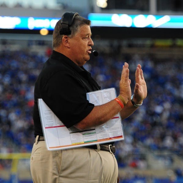 Offensive coordinator Charlie Weis will be named the head coach at Kansas on Friday, the Jayhawks announced Thursday.