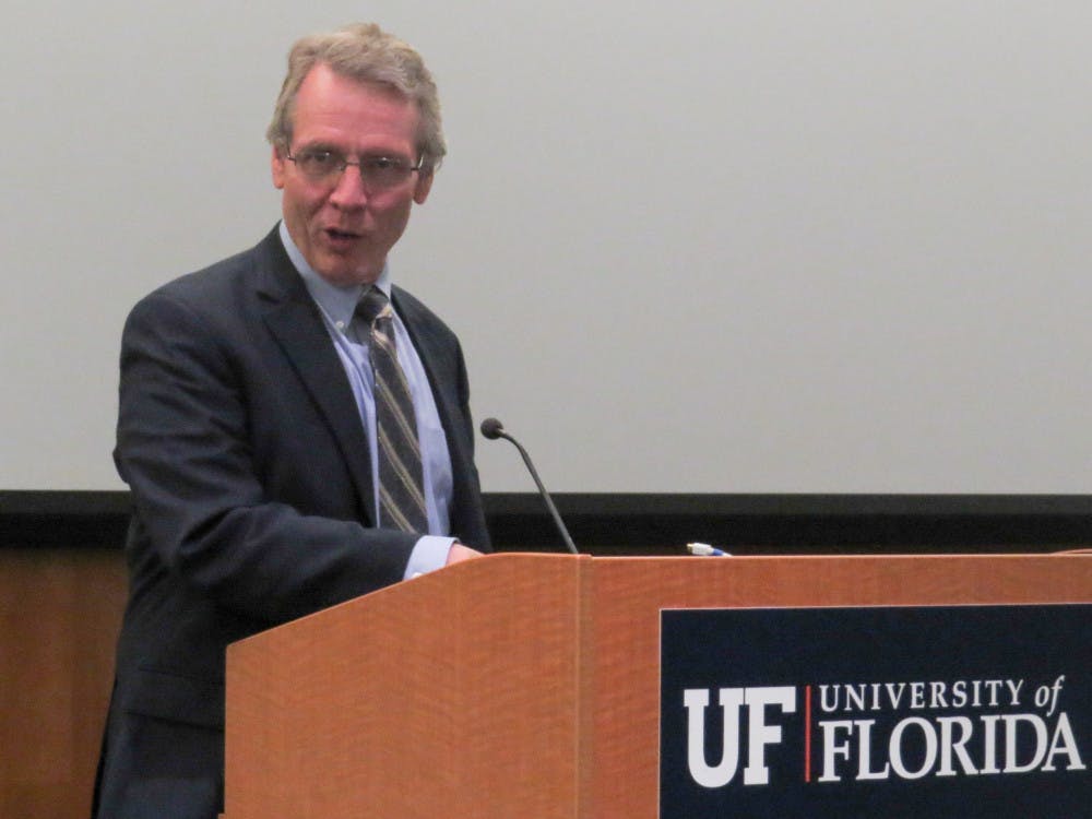 David Parrott address the Student Senate on Tuesday Night.