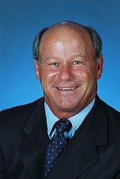 Donnie Craine, 61, UF's men's and women's diving coach for the past 25 years, passed away Thursday morning. Craine was the SEC Diving Coach of the Year four times while at Florida.