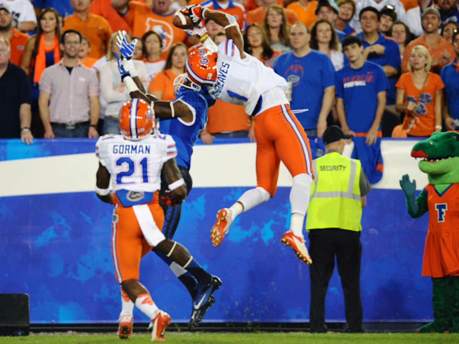 Vernon Hargreaves III intercepts a pass in the end zone during Florida’s 24-7 victory on Sept. 28, 2013, at Commonwealth Stadium in Lexington, Ky.