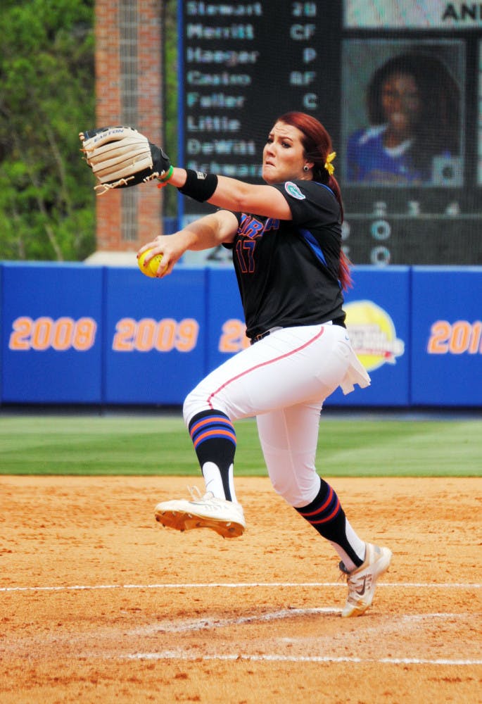 Lauren Haeger pitches during Florida's 14-10 loss to LSU on Saturday at Katie Seashole Pressly Stadium.
