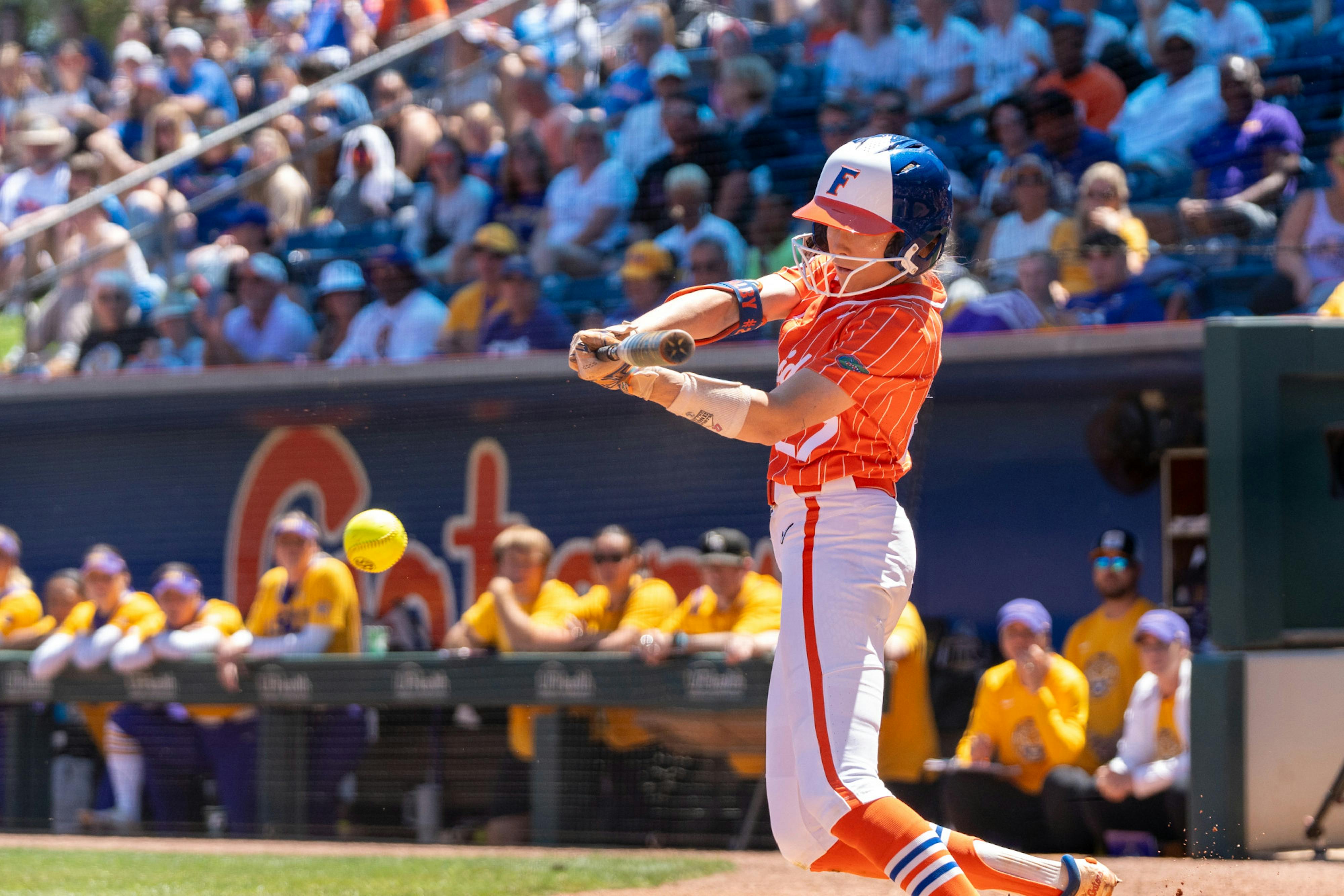 Florida softball snaps Oklahoma's 20-game win streak in Women's College World Series Semifinal victory - Vimarsana News